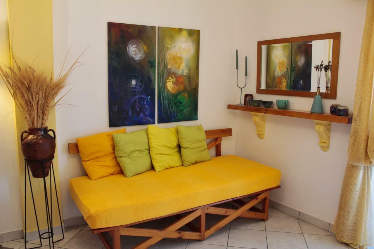 Fokais Beach Apartment Nea Fokea Exterior foto